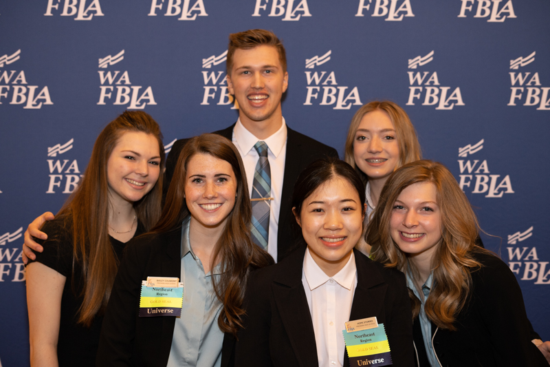 Washington FBLA Members